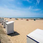 By Epernay Square With Sea View Middelkerke