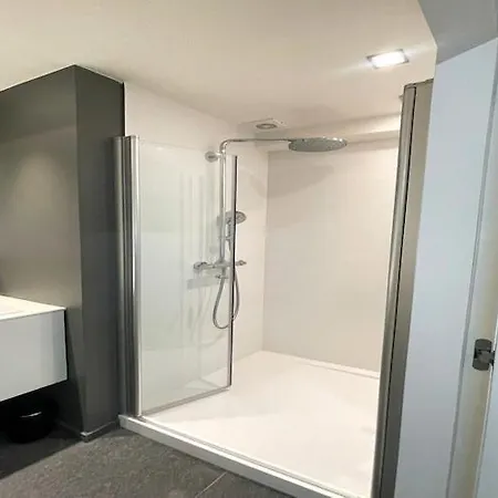 By Epernay Square With Sea View Daire *