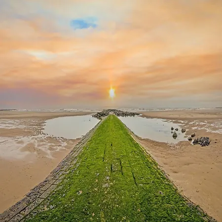 By Epernay Square With Sea View * Middelkerke