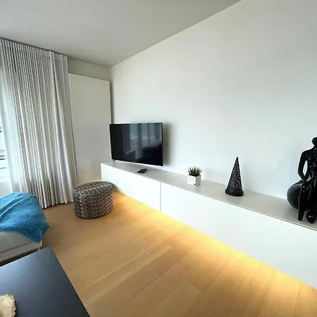 Apartment By Epernay Square With Sea View *