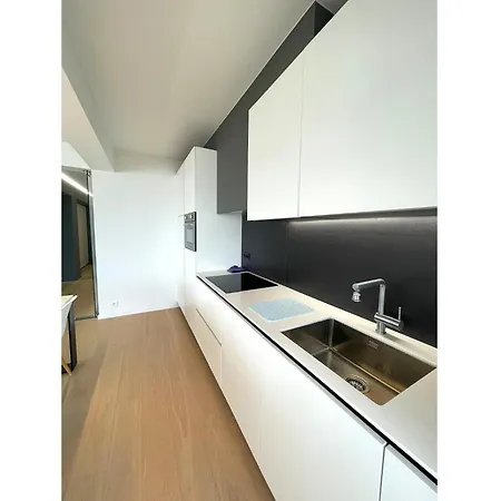 By Epernay Square With Sea View Apartment *