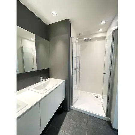 Apartment By Epernay Square With Sea View *