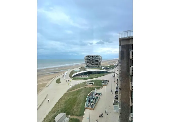 By Epernay Square With Sea View Apartment *